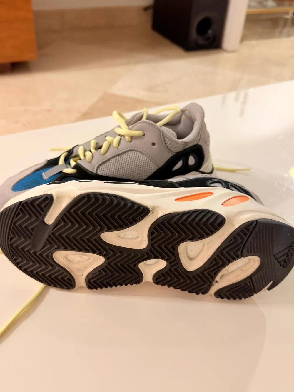 Authentic Adidas Yeezy Boost 700 Wave Runner – US 7